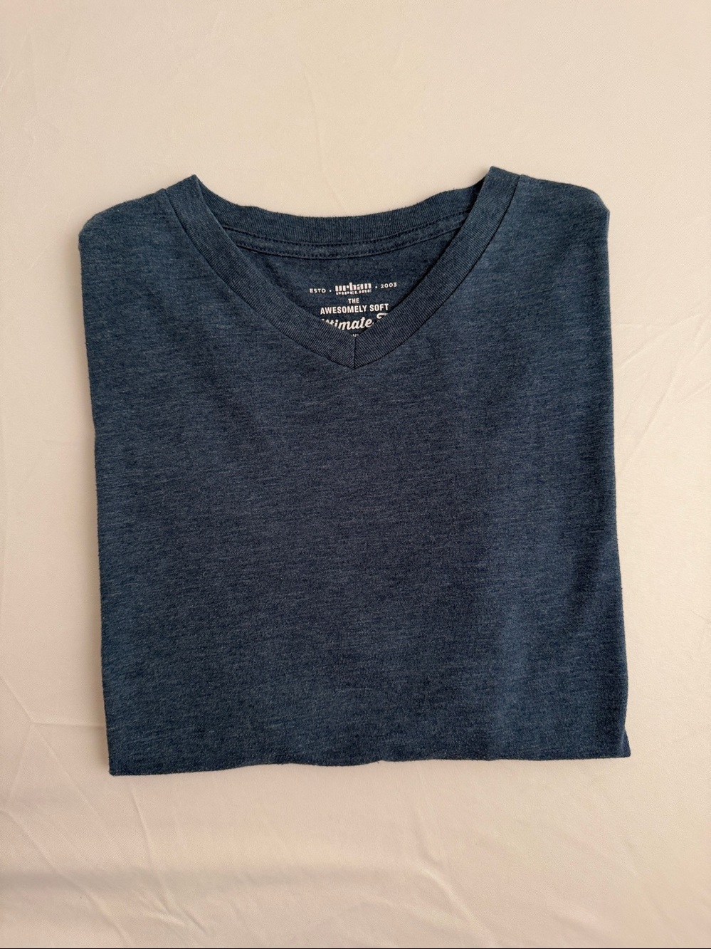 Urban Pipline Awesomely Soft Ultimate blue v-neck tee XL